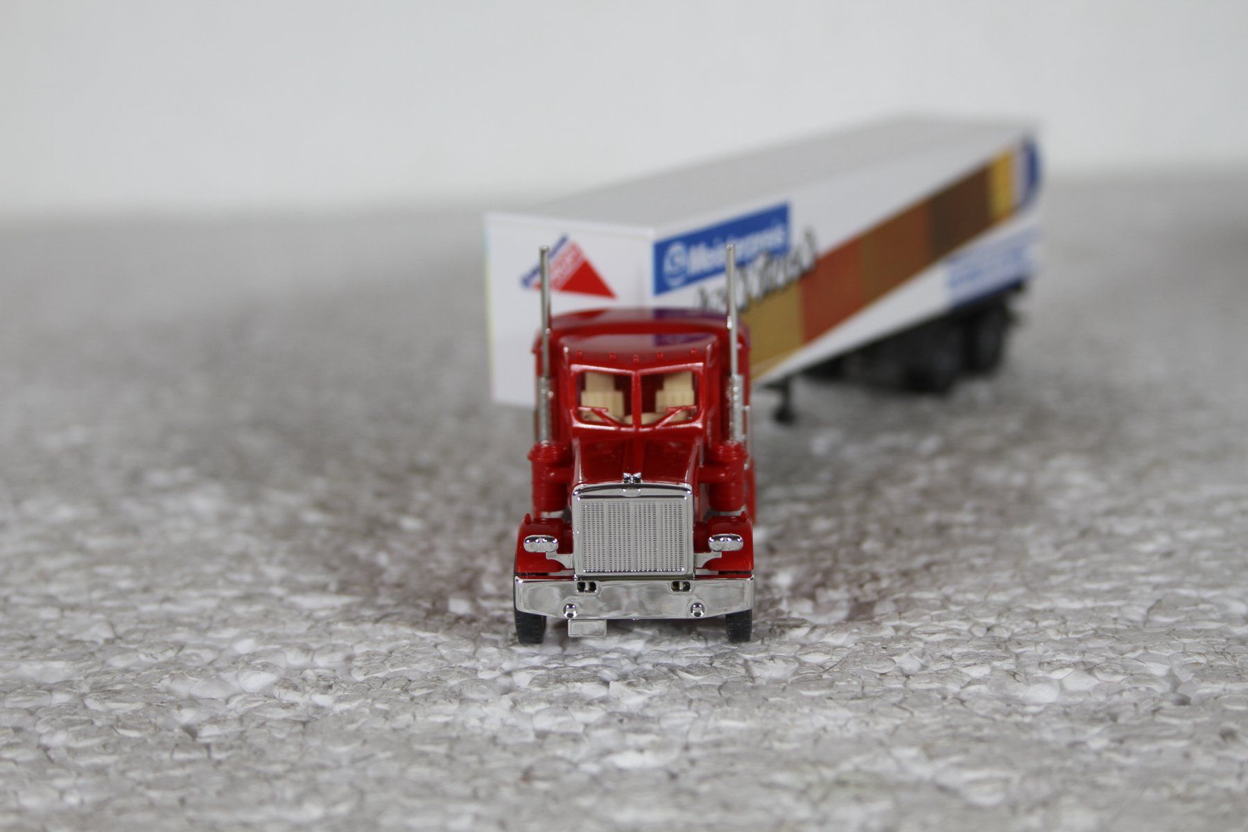 Wiking Modellini d'auto: Wiking Sattelzug Peterbilt mit Chromteilen – Usato da Triesen venduto da gleis8 3