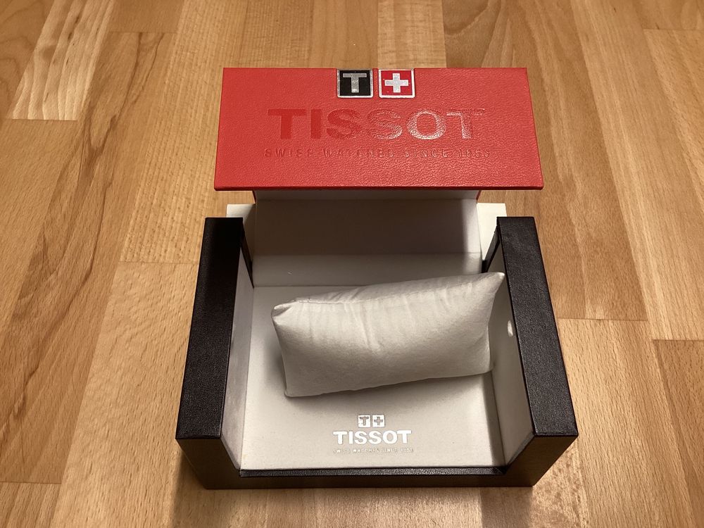 Boîte à Montre Tissot Vintage Homme - Années 1960 - Faux Cuir Blanc - Occasion En Bon état