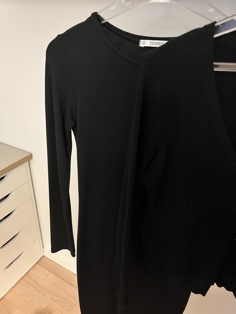 Lotti di vestiti: Kleiderpaket schwarz S/M – Usato da Winterthur venduto da Dasomesi 2