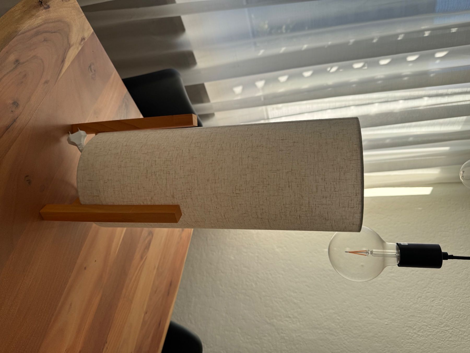 Lampade: NEU: Tischleuchte mit holz & leinentextil – Nuovo e nell'imballaggio originale da glattbrugg venduto da melisa13 2
