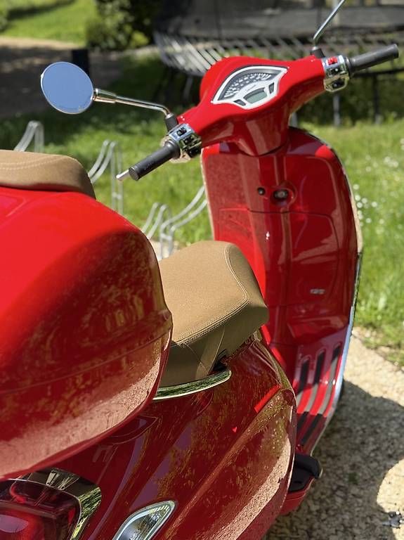 Scooters: Vespa Primavera 125 iGet sehr gepflegt & fahrbereit – Gebraucht aus Bern von mon_c8fj 1