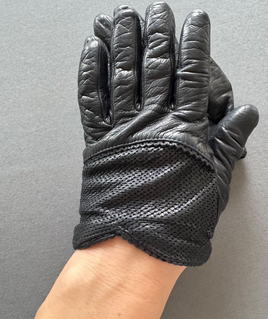 Guanti & manicotti: Frauen Handschuhe – Usato da Zürich venduto da VictoriaGVA