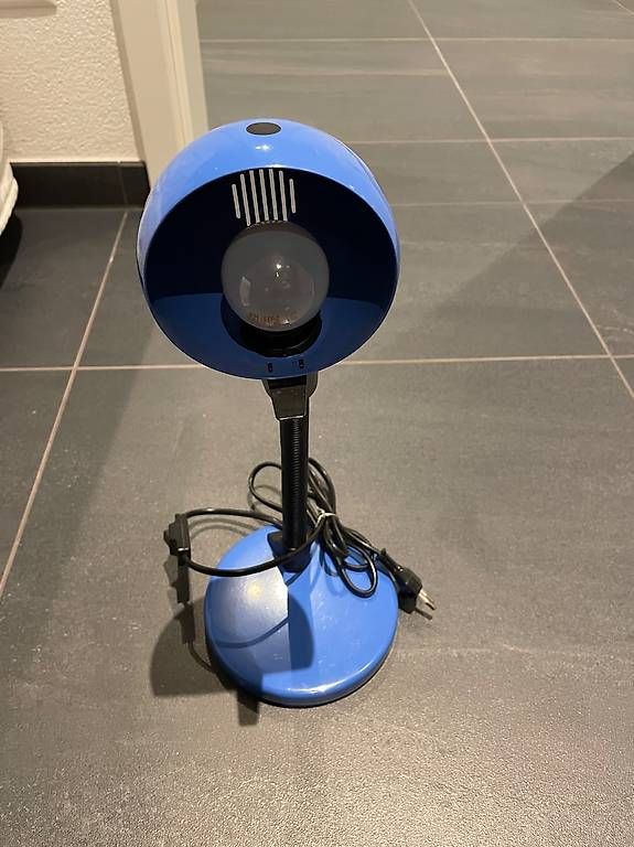 Lampade: Lampada blu – Usato da Gordola venduto da shark.18