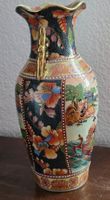 Asiatische Vase, Porzellan, Handbemalt, Vintage Deko!