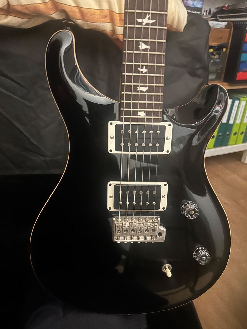 PRS Strumenti musicali: PRS CE24 (Black) – Nuovo (secondo la descrizione) da Gletterens venduto da atmusicstore 1