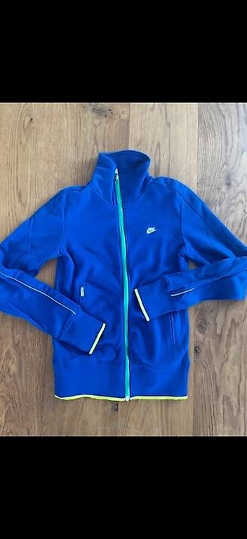 Kleiderpakete: Nike Sport/Freizeit Bekleidung – Gebraucht aus buchackern von danielas010203 3