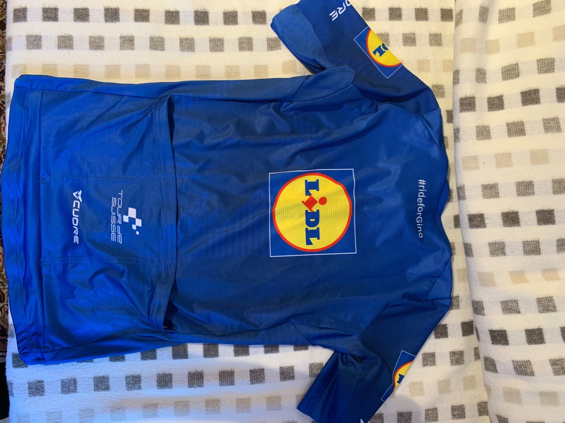 Leibchen & Hosen: Velodress mit Unterschrift Marlen Reusser – Neu und originalverpackt aus Interlaken von Carmelina5 2