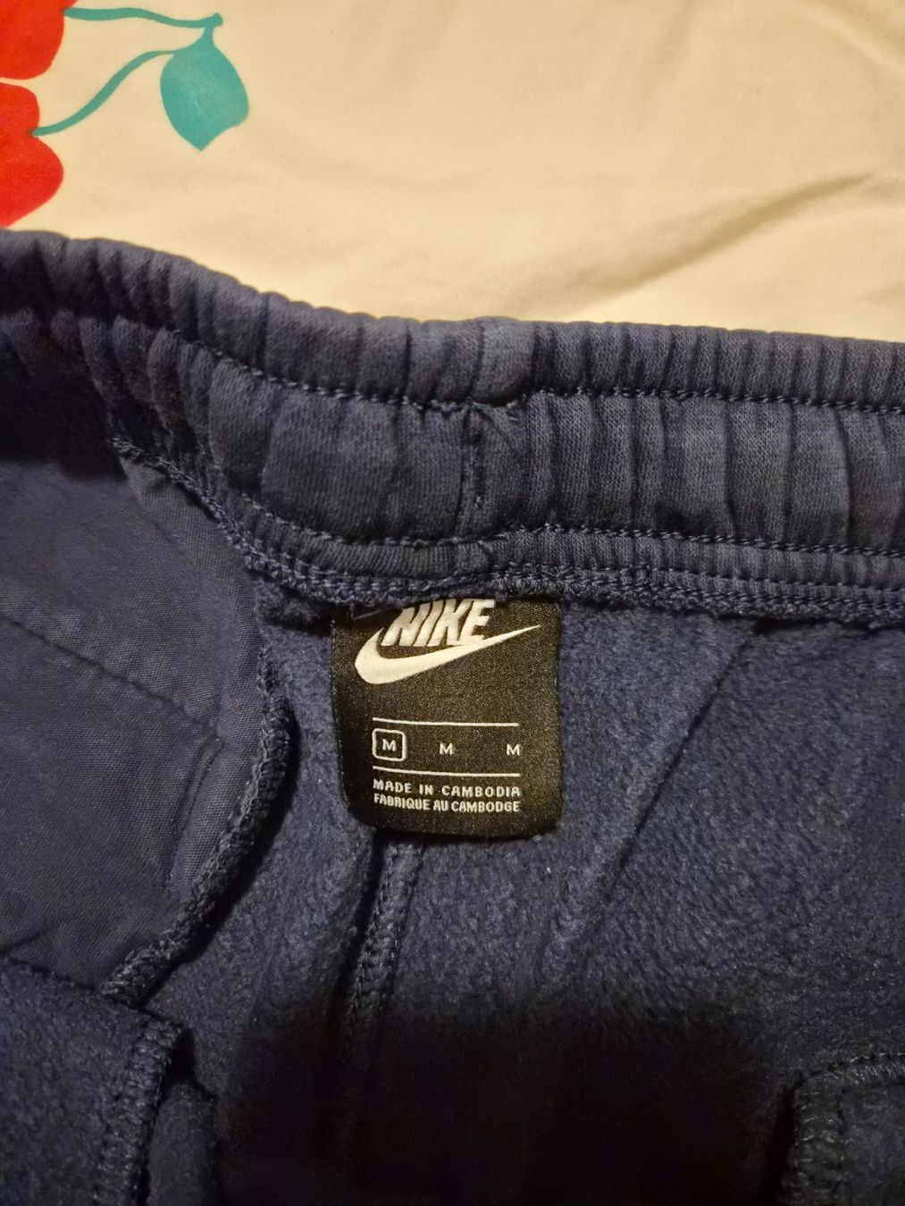 Nike Pantalons: Trainerhose  Nike gr M – D'occasion à Dietikon par Eleda 2