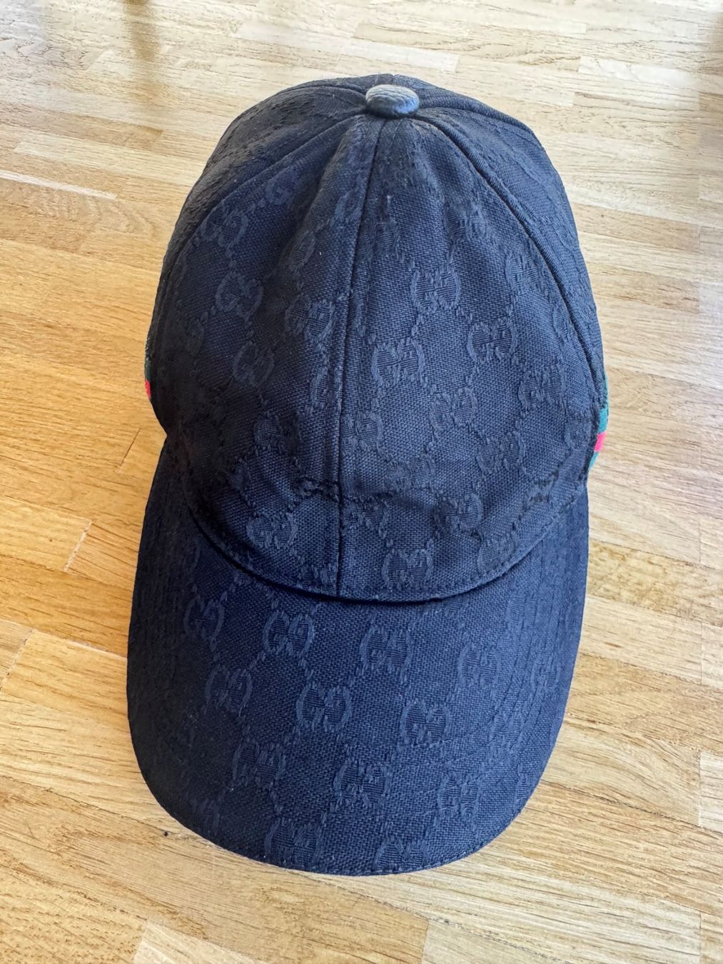 Gucci Chapeaux, bonnets & casquettes: Casquette Gucci noire – D'occasion à Sion par kedelazic 2