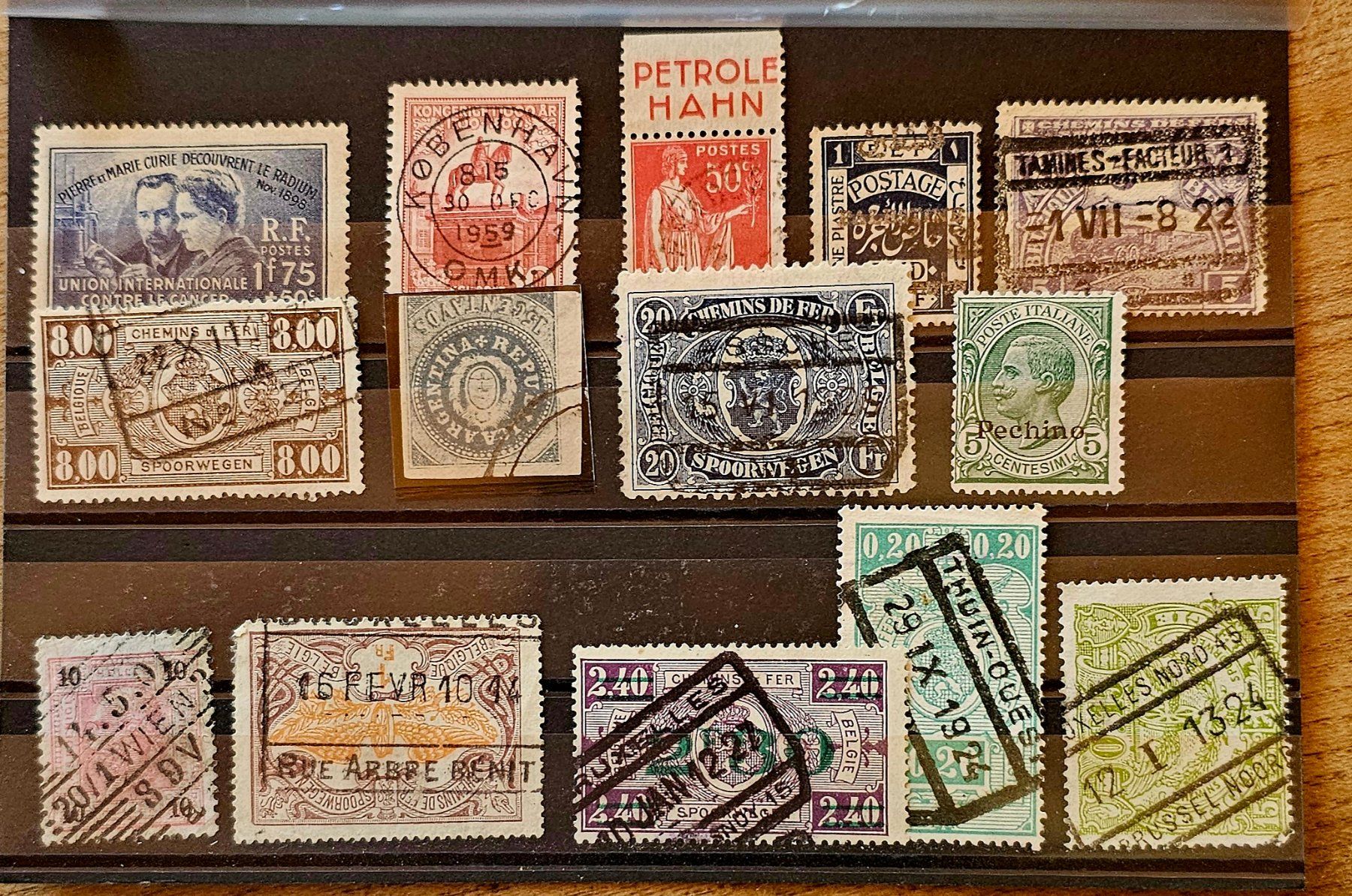 Alle Briefmarken: Welt- alte Marken - sehen ! – Gebraucht aus Les Valettes von Nuba1