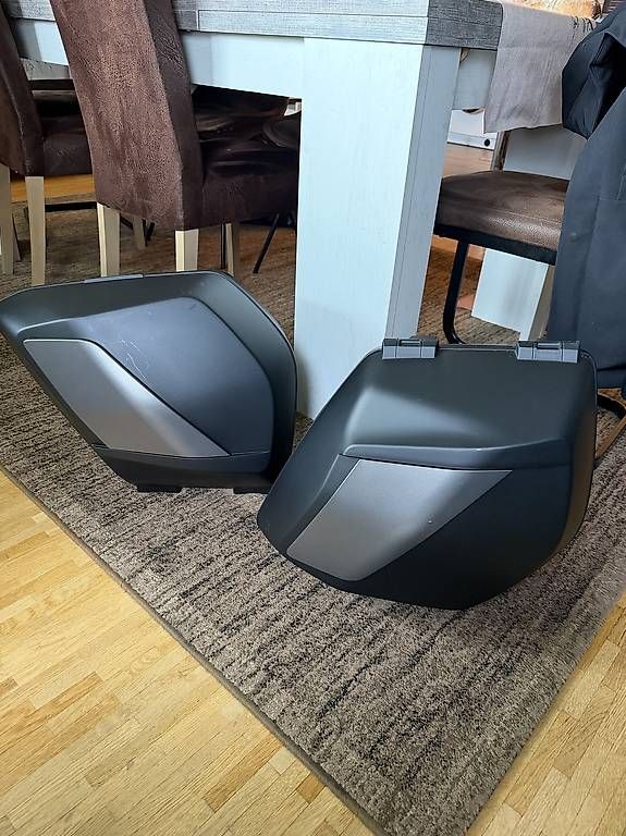 Topcase: valise latérale tracer 9 GT 2025 – Usato da La Plaine venduto da mir_8fjr