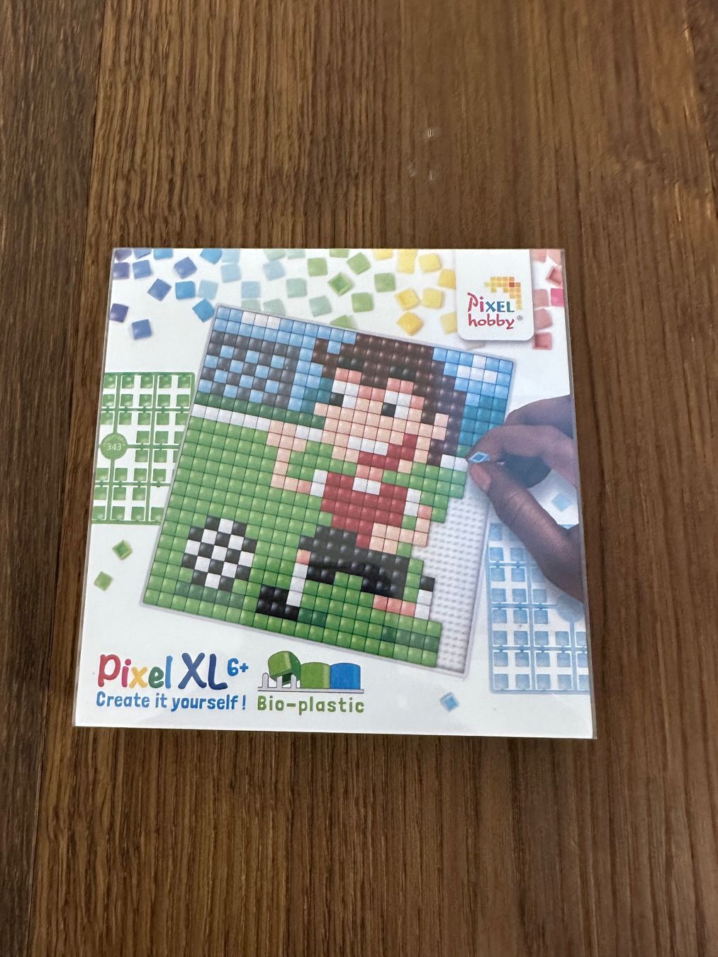 Kit bricolage: NEU Pixel Bild Fussball – Usato da Brunnen venduto da annitime