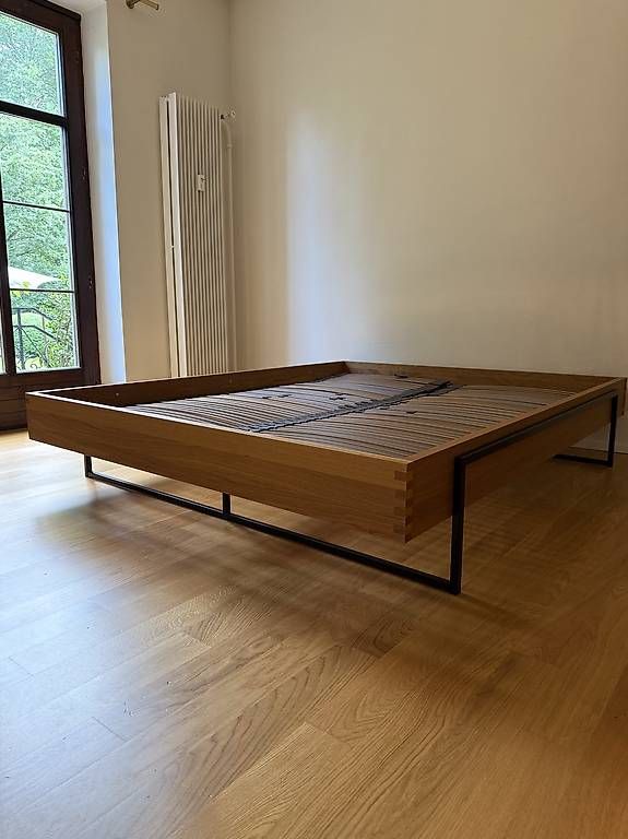 Interio Letti: Holzbett mit Lattenrost 160x200 – Usato da Uster venduto da Anniestina 1