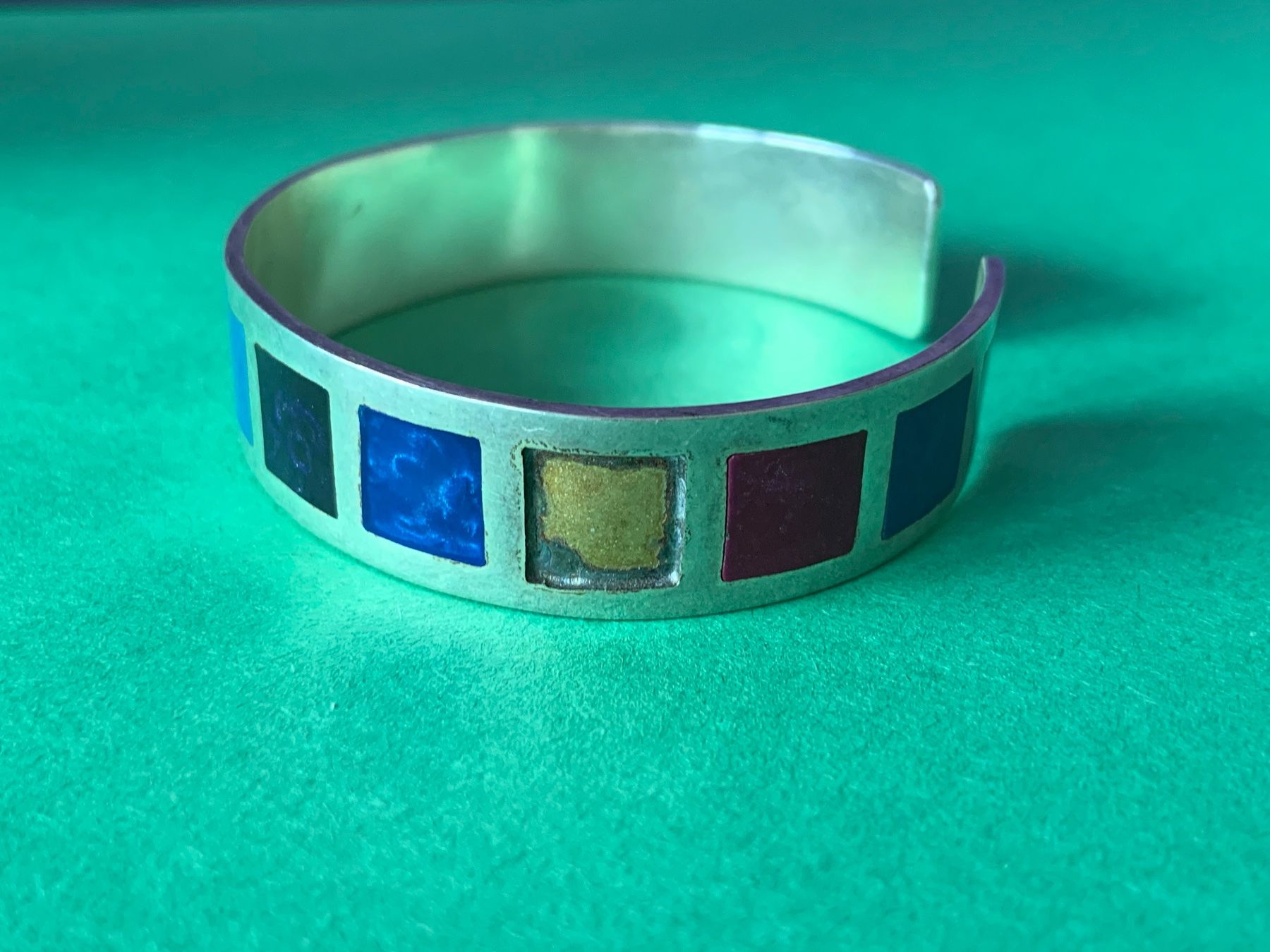 Bracciali & Braccialetti: Armreif farbig (2 Elemente fehlen) – Difettoso da Dittingen venduto da Bijoubelle 4