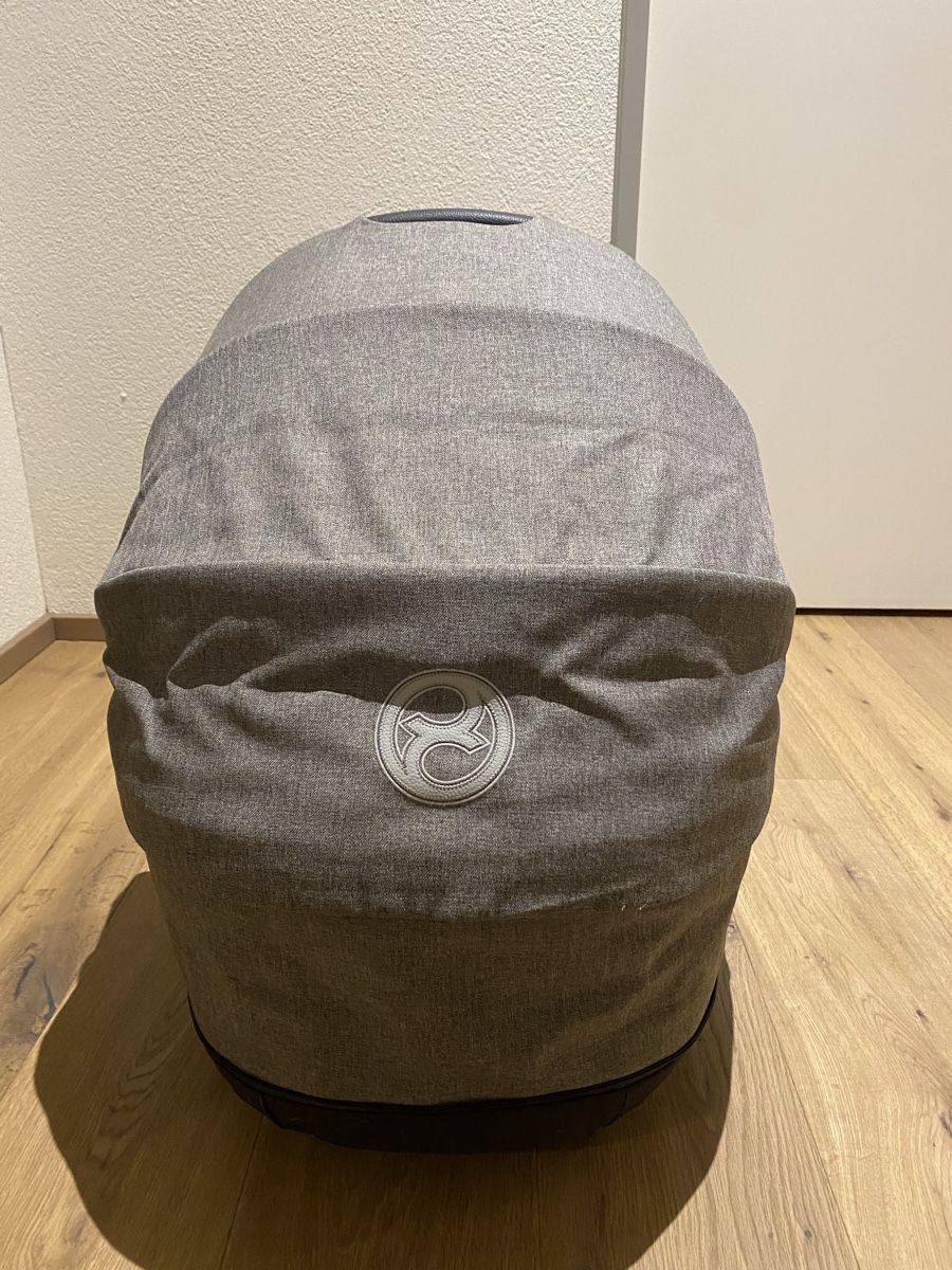 Cybex Kinderwagen: Cybex Priam Platinum Komplett-Set mit Babyschale – Gebraucht aus Weesen von AlexZ. 6