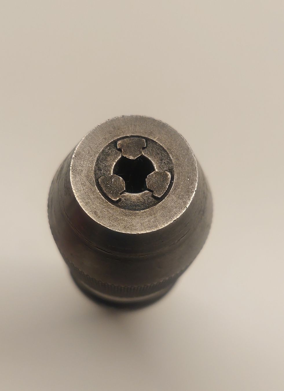 Aciera Tutti gli attrezzi: Aciera 22 Aufname mit Albrecht Bohrfutter 0-6.5mm – Usato da Oberentfelden venduto da hrc600 3