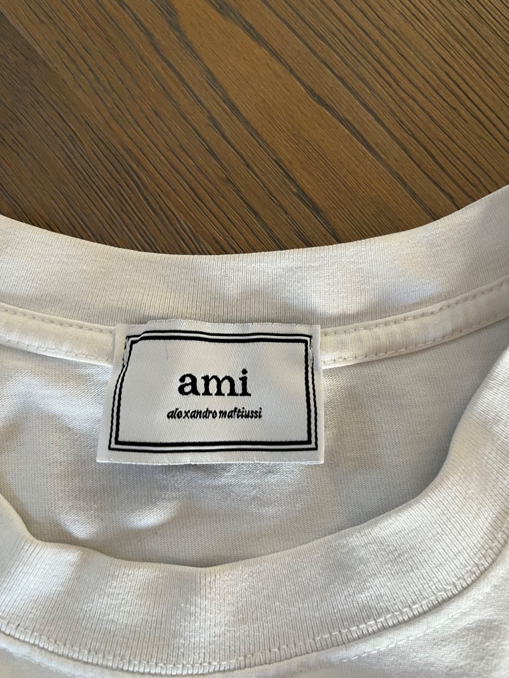 T-shirts: AMI T-Shirt L – D'occasion à Hünenberg See par Tolini 2