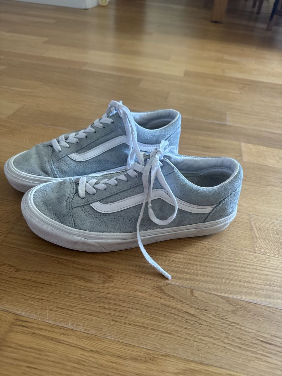 Vans Scarpe da uomo: Vans Sneaker Vans blau/grau Grösse 40 – Usato da Kradolf venduto da ij5 3