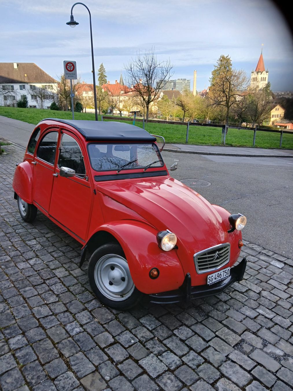 Citroën Automobili: Citroen 2CV 6 Spezial – Usato da Goldach venduto da huerlimann78 2