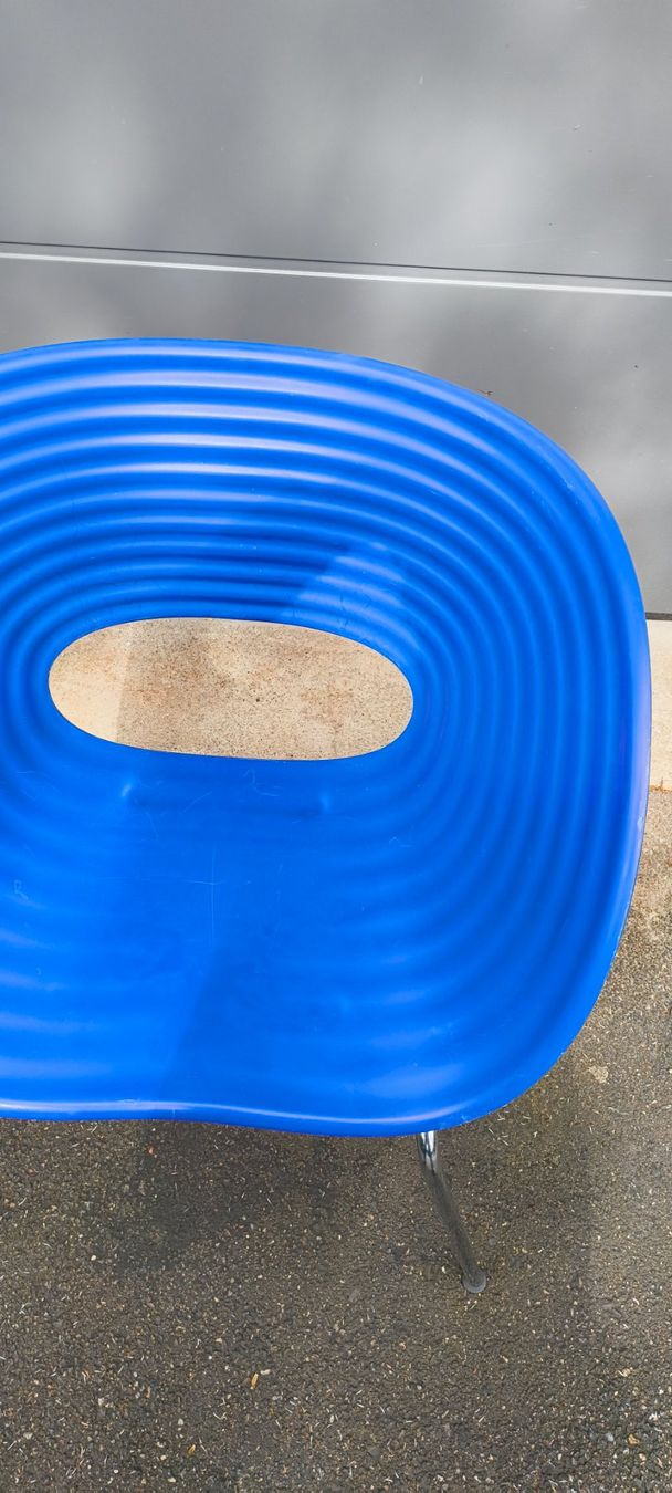 Vitra Sedie: Vitra Tom Vac Stuhl Blau – Usato da Bern venduto da Ghanem 3