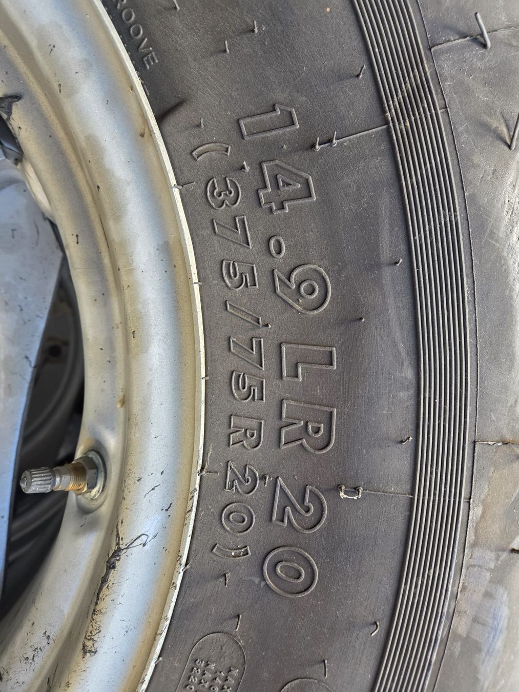 Pneus & Roues: Rad Case 14,9LR20 Kleber – D'occasion à Muhen par Danu65 2