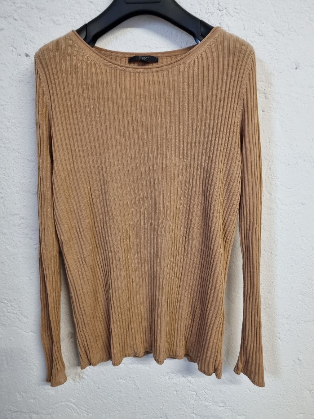 Esprit Pullover & Sweatshirts: Esprit Pullover Gr. M – Gebraucht aus Thalwil von Briscolina
