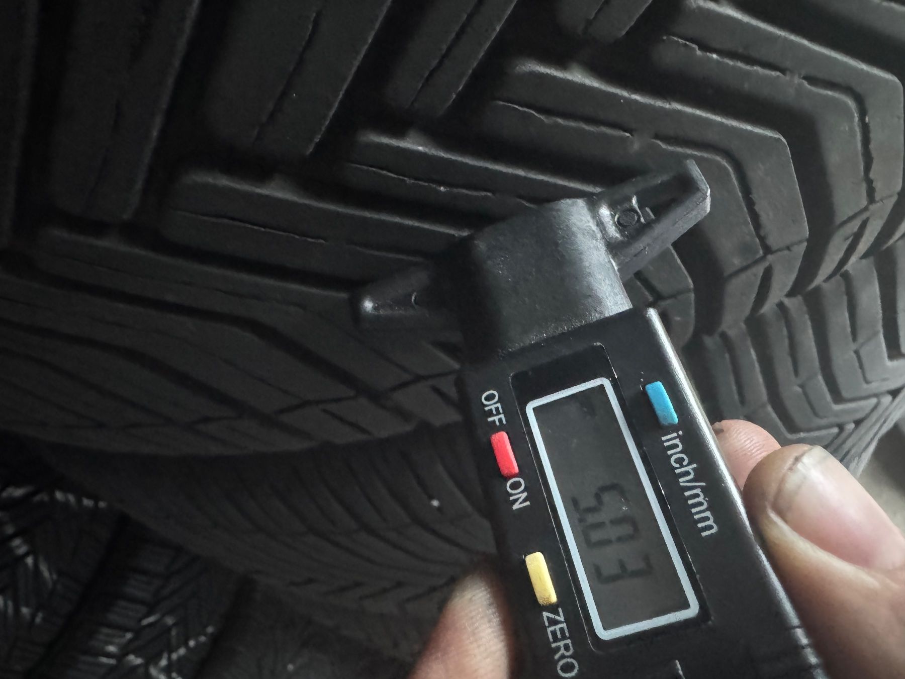 Michelin Pneus & Roues: 225/55R18 – D'occasion à Widen par Dinero02 8