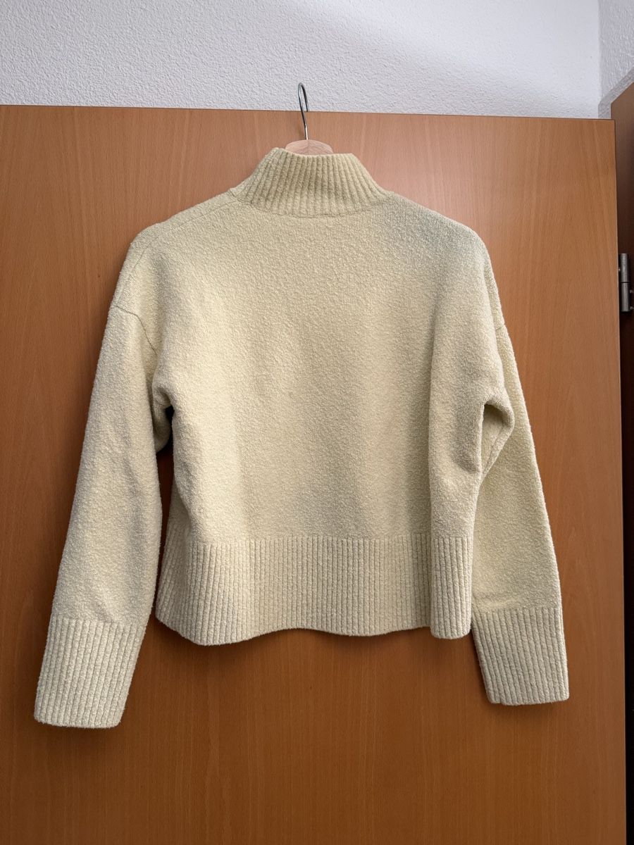 Other Stories Pullover & Sweatshirts: Pullover butteryello &other Stories – Gebraucht aus Mörschwil von Seegurke18