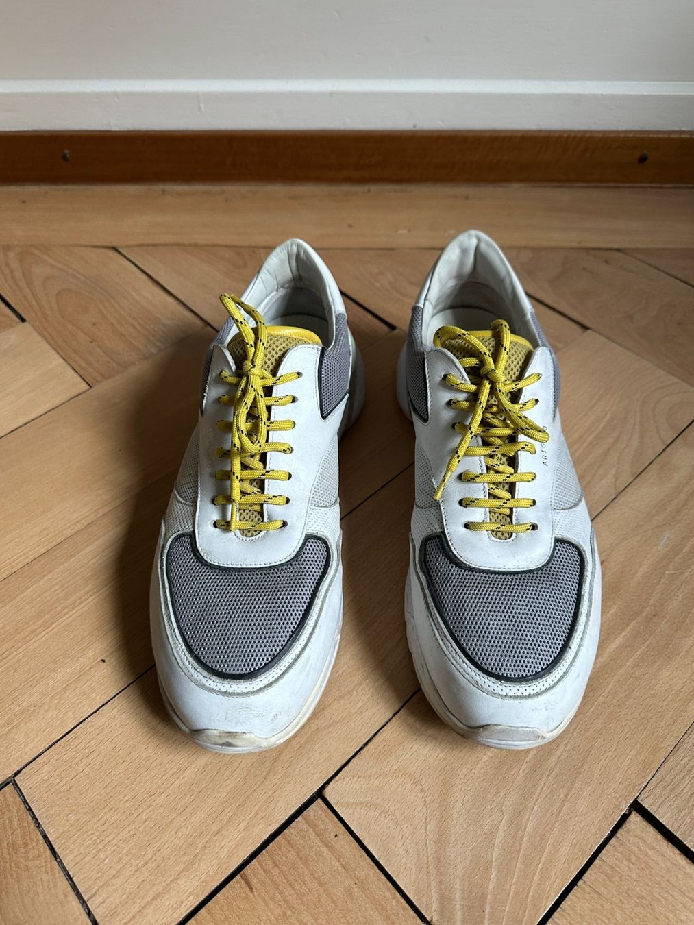Axel Arigato Chaussures hommes: AXEL ARIGATO - Sneaker weiss 45 – D'occasion à Zürich par Diazaio 1