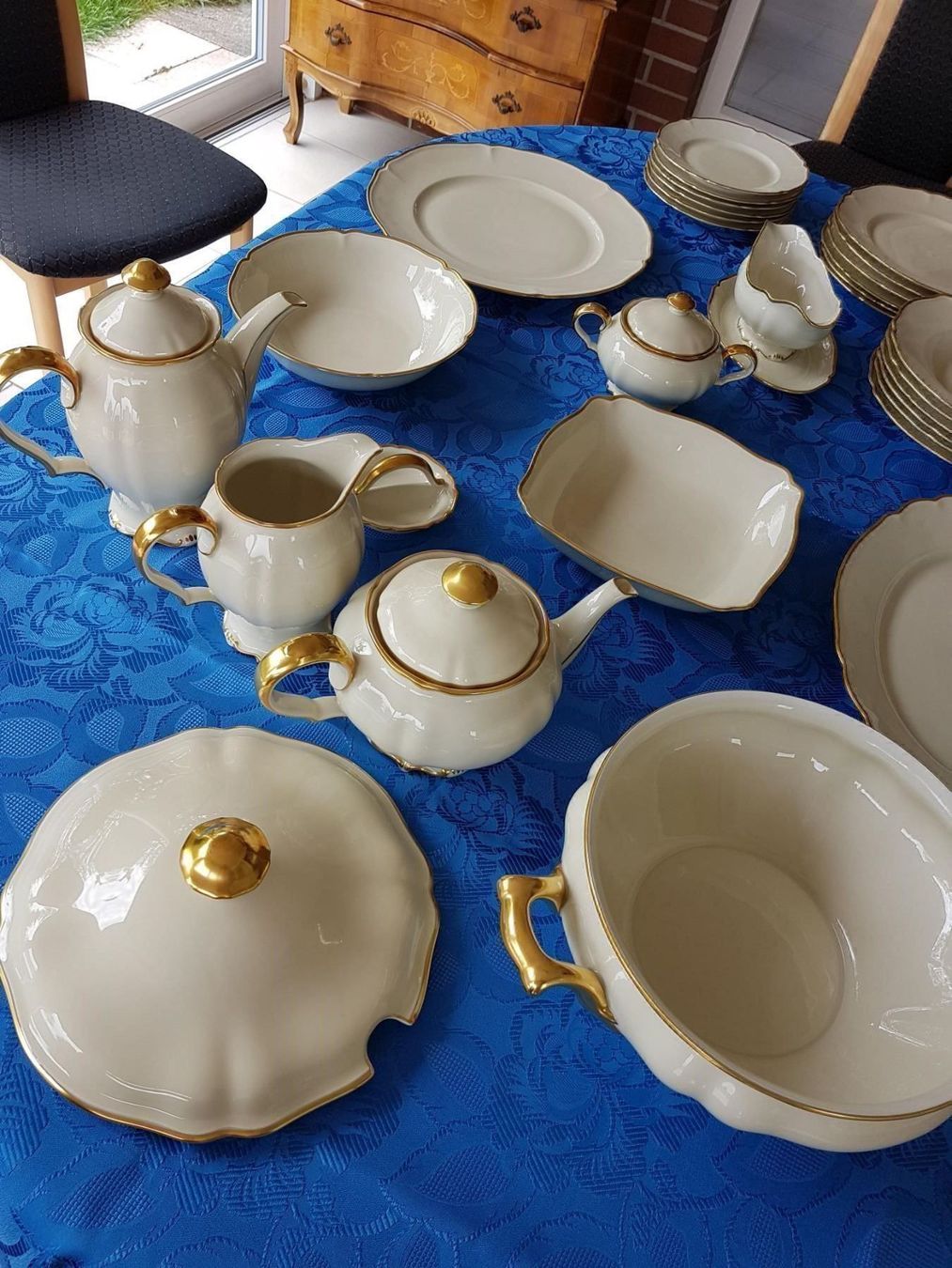 Hutschenreuther Set di piatti: Elegantes Festtags-Service – Usato da Meikirch venduto da Bach24 1