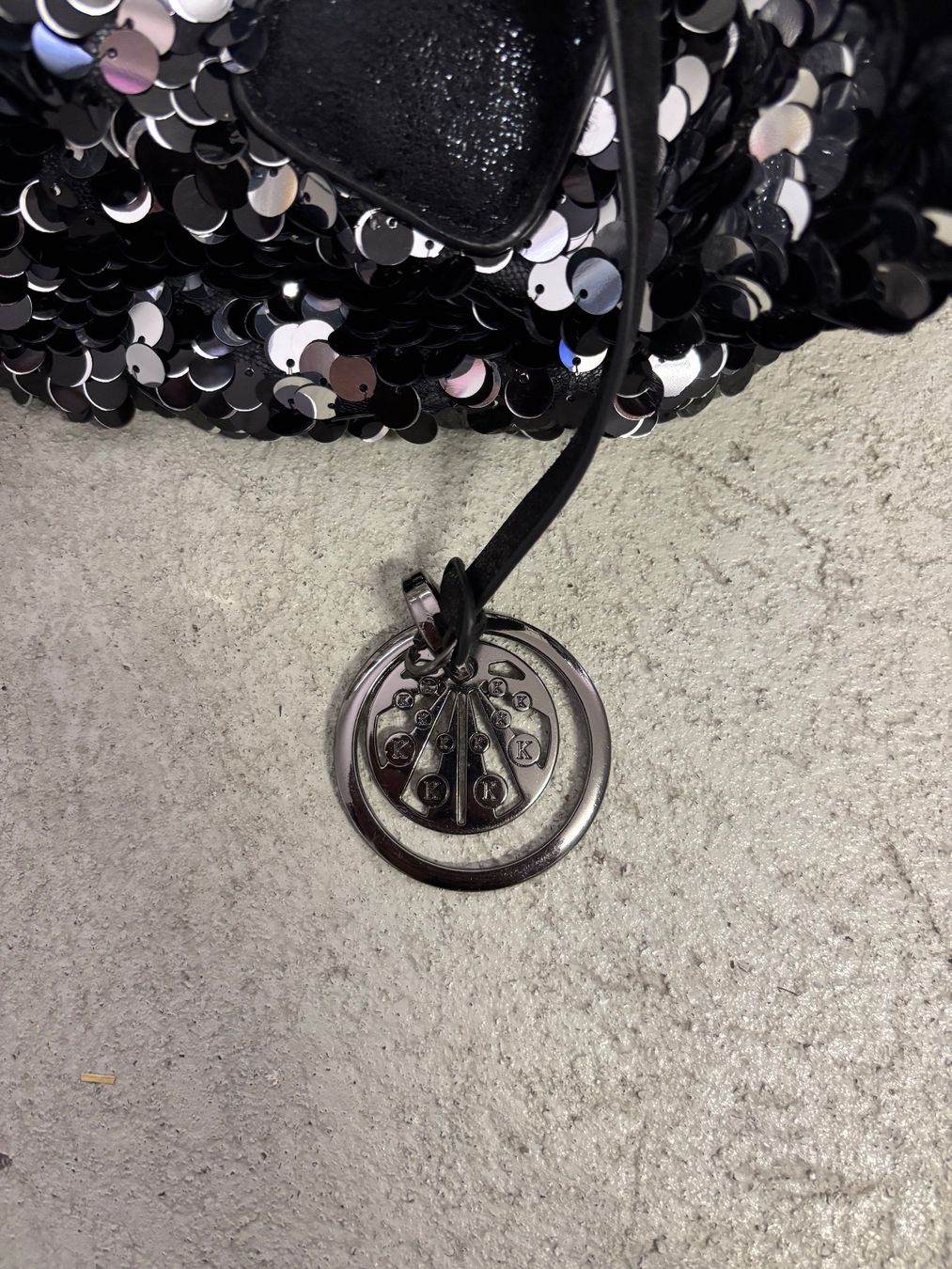 Borse da donna: Kimmidoll Tasche schwarz mit Pailletten – Usato da Sonterswil venduto da VD-Service 4