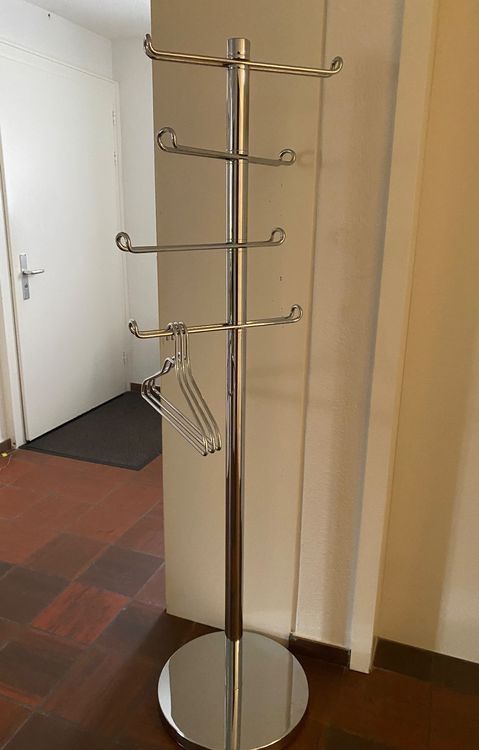 Guardaroba: Kleiderständer Garderobenständer Standgarderobe Ständer Esit – Usato da Dottikon venduto da 6571 2