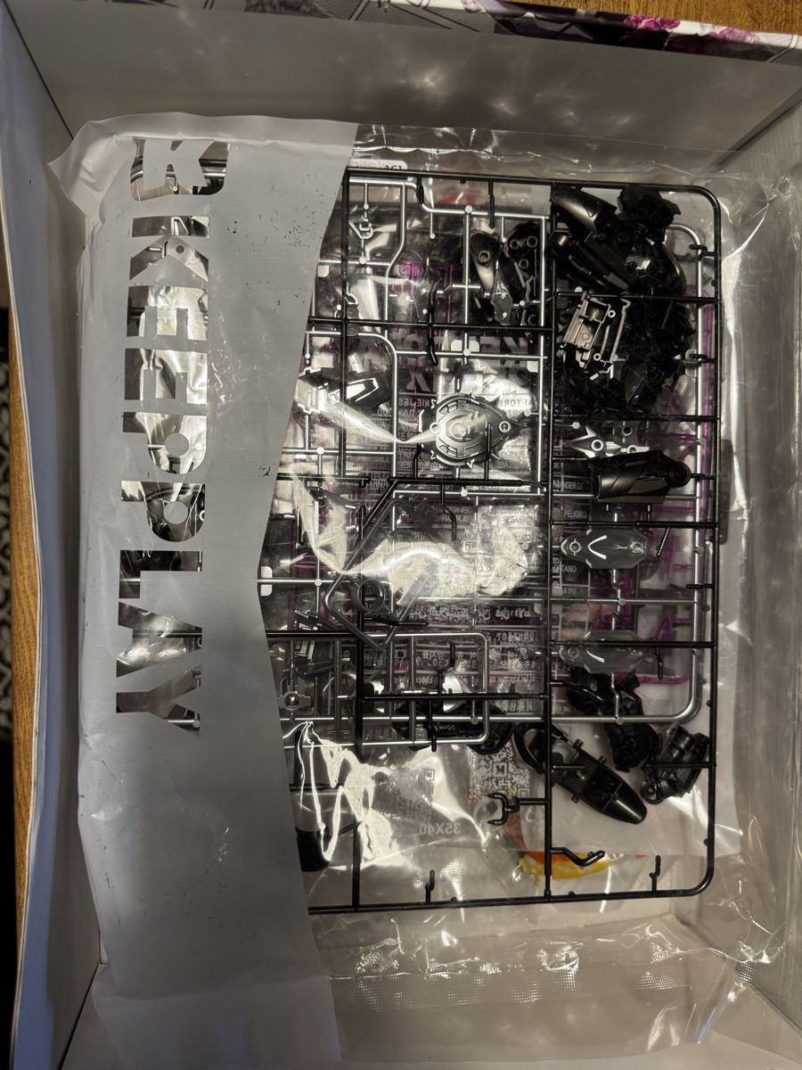 Kit di modellismo & Modellini statici: KEEP PLAY MARVEL BLACK PANTHER MECHA MODEL KIT – Usato da Knonau venduto da CEPPIGATTI 2