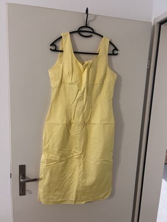 Sommerliches, gelbes Kleid, Grösse 40, Made in Italy