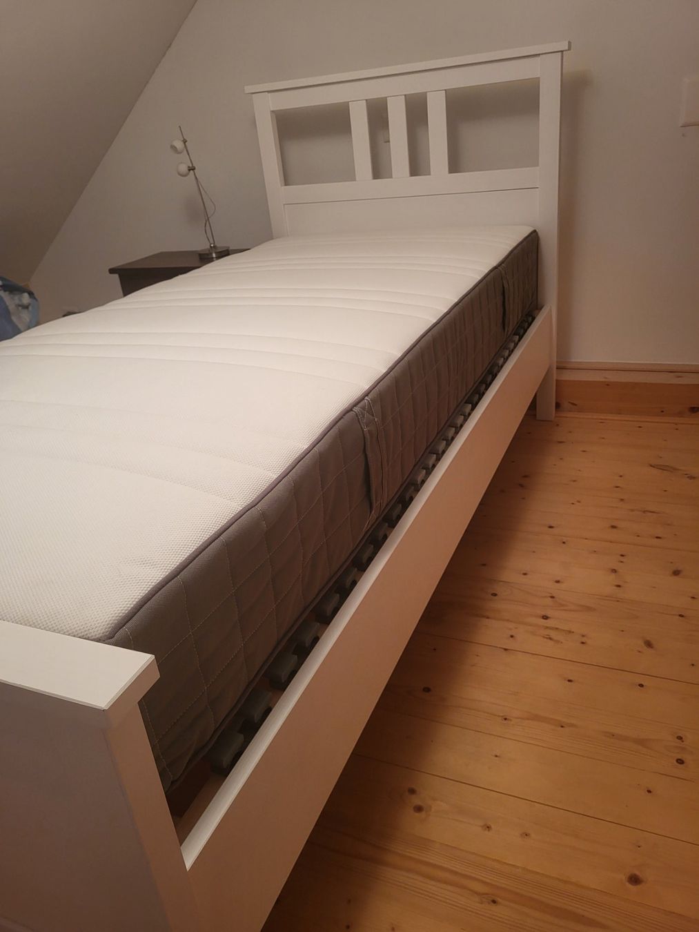 Ikea Betten: Bett mit matratze und rost neuwertig – Gebraucht aus Zuzwil SG von TSGWEAL1