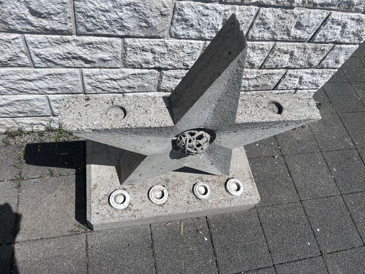 Tutte le decorazioni:  Beton Stern Gartendeko – Usato da Schattdorf venduto da Beni8080 1