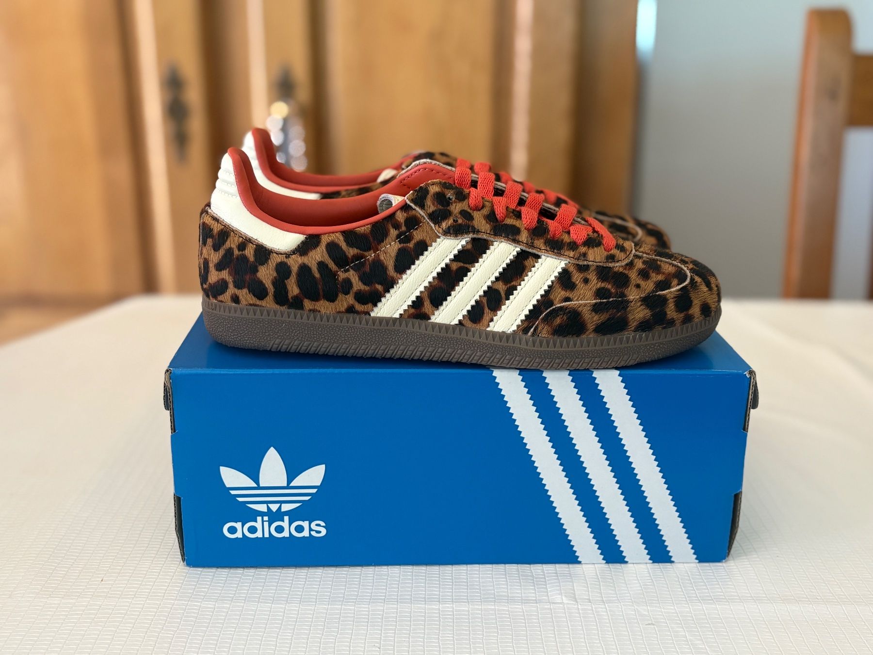 Adidas Scarpe da donna: Adidas samba leopard taille 39 neuve avec box – Usato da La Tour-de-Trême venduto da ben_kn6s 1