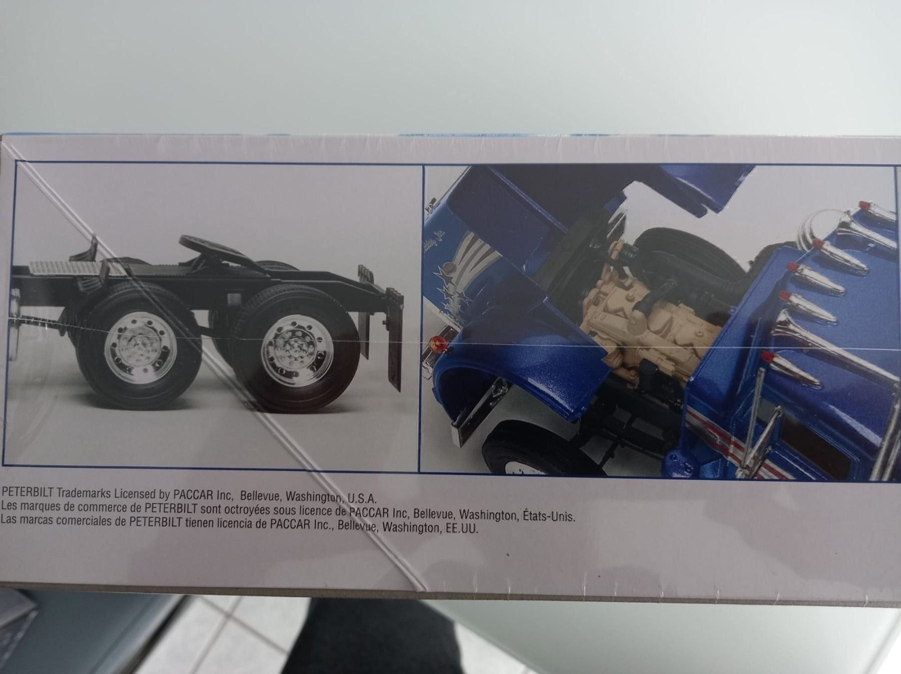 Italeri Modellbausätze & Standmodelle: Revell Peterbilt 359 Conventional Truck – Neu und originalverpackt aus Au (SG) von mavi4114 2