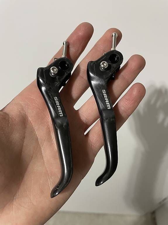 Pezzi di ricambio: Sram Carbonbremshebel – Usato da Niederönz venduto da pal_b7mq