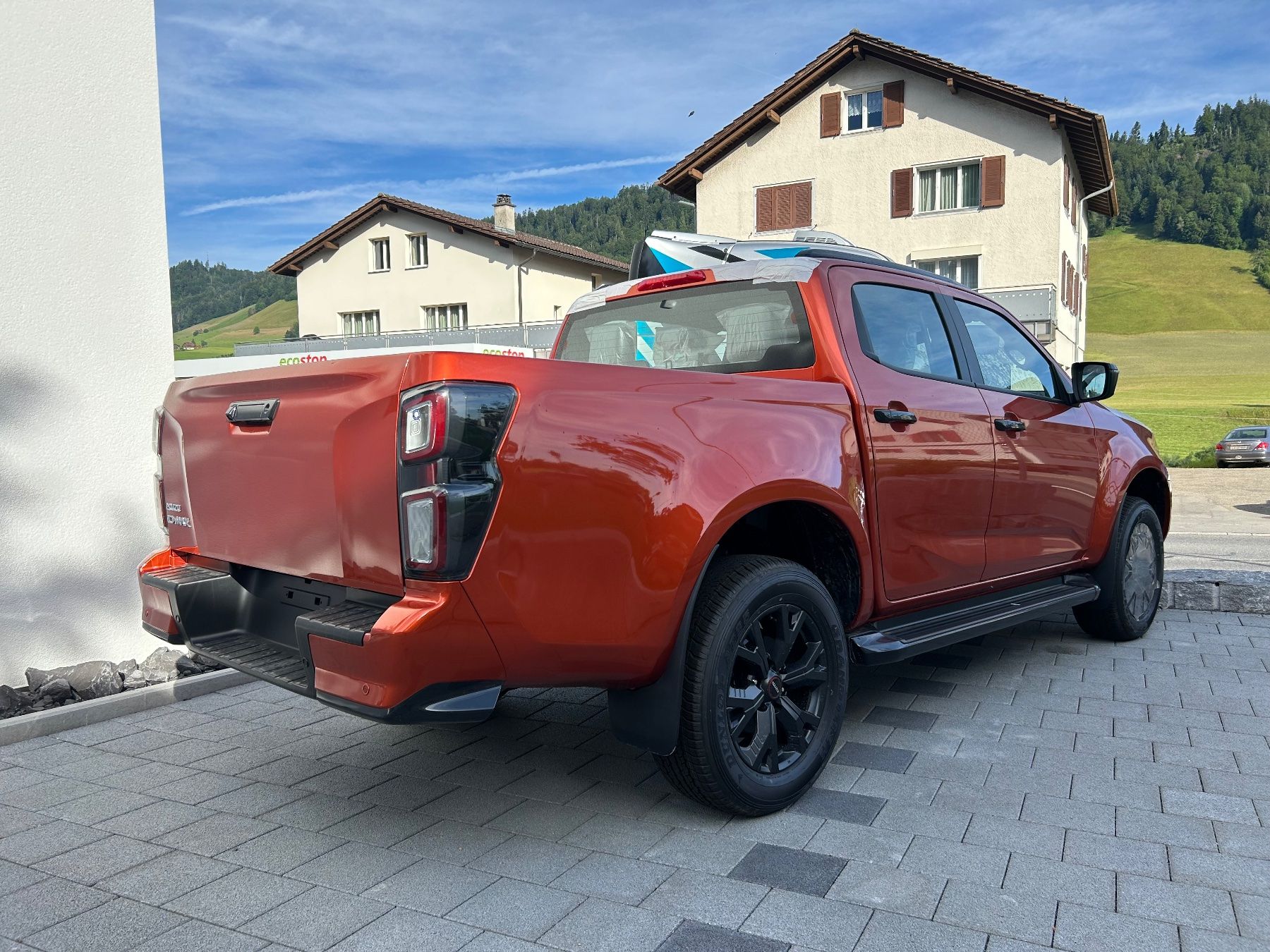 Isuzu Autos: ISUZU D-MAX 1.9 CrewCab N60FF 4x4 AT / PICK-UP SÖPP – Neu (gemäss Beschreibung) aus Hasle LU von Mroeoesli0 2