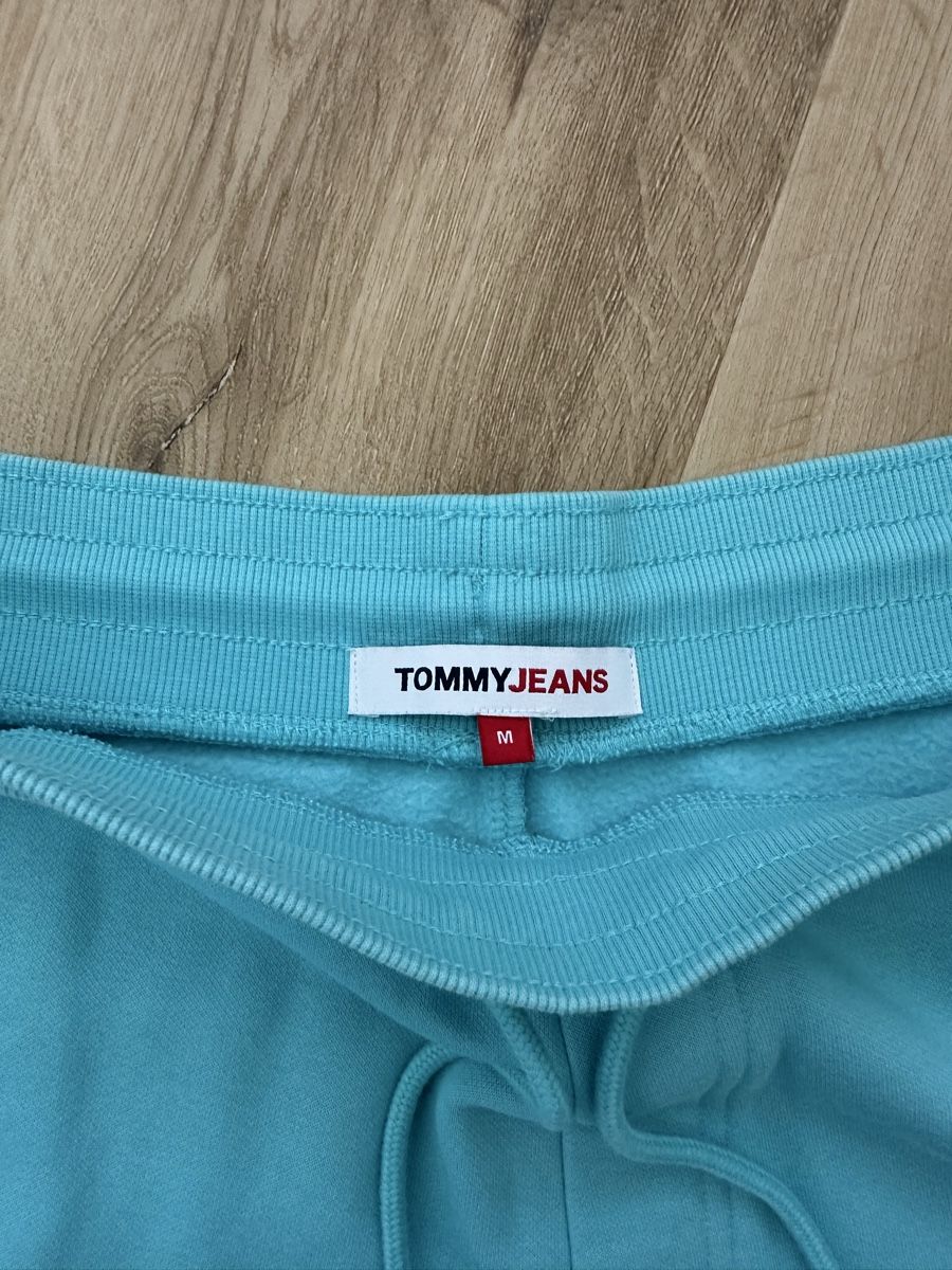 Tommy Hilfiger Hosen: Tommy Shorts hellblau Grösse M  – Neu (gemäss Beschreibung) aus Matzingen von Ninasgr 3