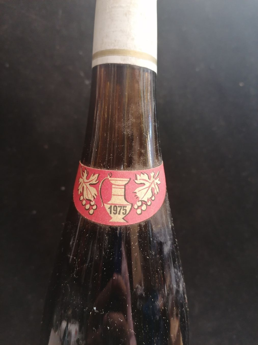Vino: AU VIEUX CHÂLET 1975 – Nuovo (secondo la descrizione) da Genève venduto da Leboucheoreilles 1