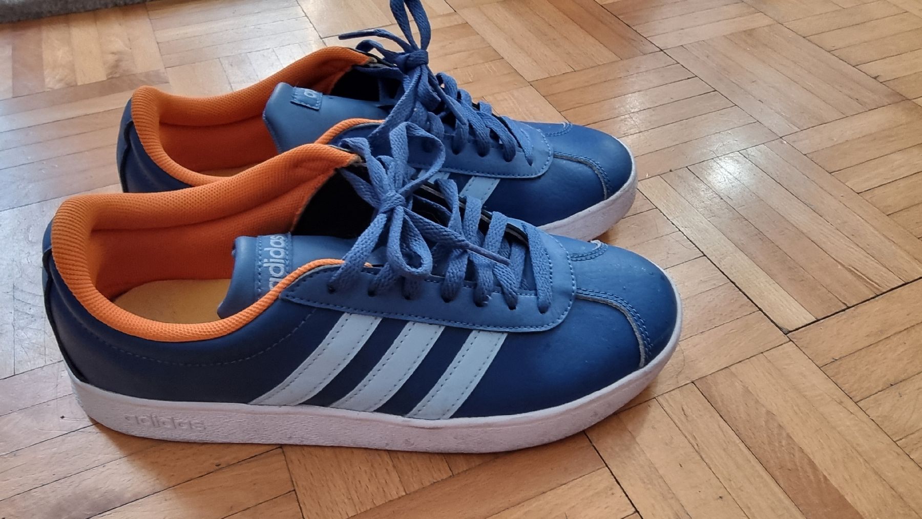 Adidas Scarpe da donna: Adidas bleu et orange , taille 38 – Usato da Carouge GE venduto da mon_x9y7
