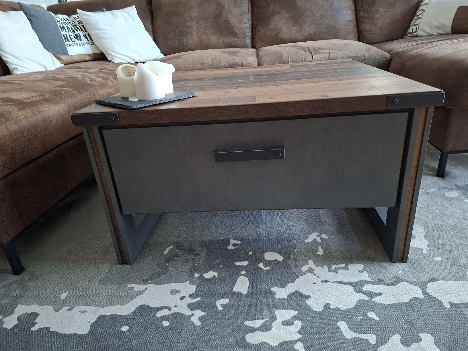 Tavoli: Industrial Style Couchtisch – Usato da Meggen venduto da mar_yzb2 2