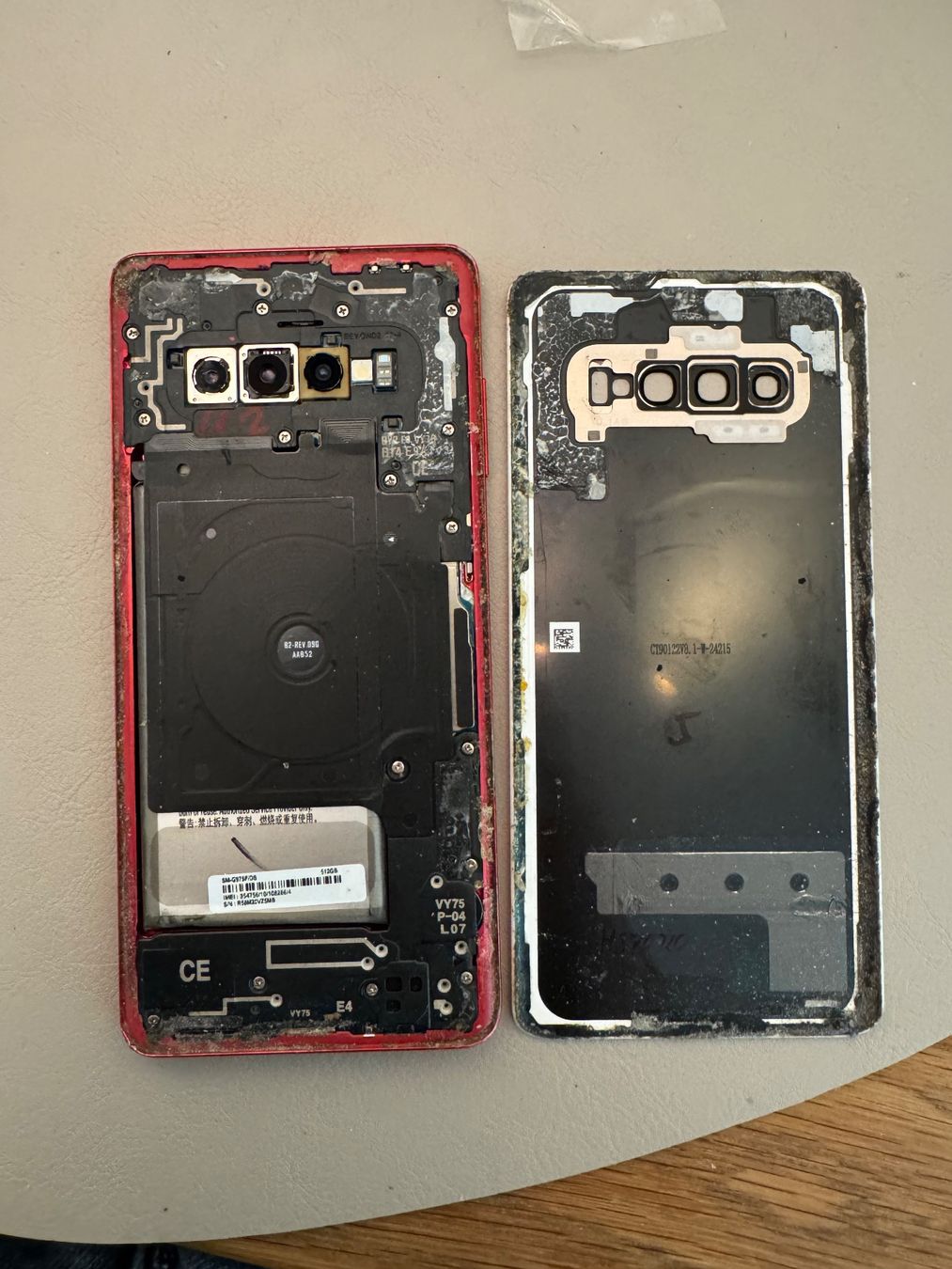 Samsung Telefoni cellulari / Smartphones: Samsung Galaxy S10+ – Difettoso da Adliswil venduto da Busys 2
