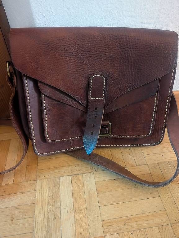 Sacs femmes: Echtledertasche – Neuf avec emballage d'origine à Zürich par nel_9pcc
