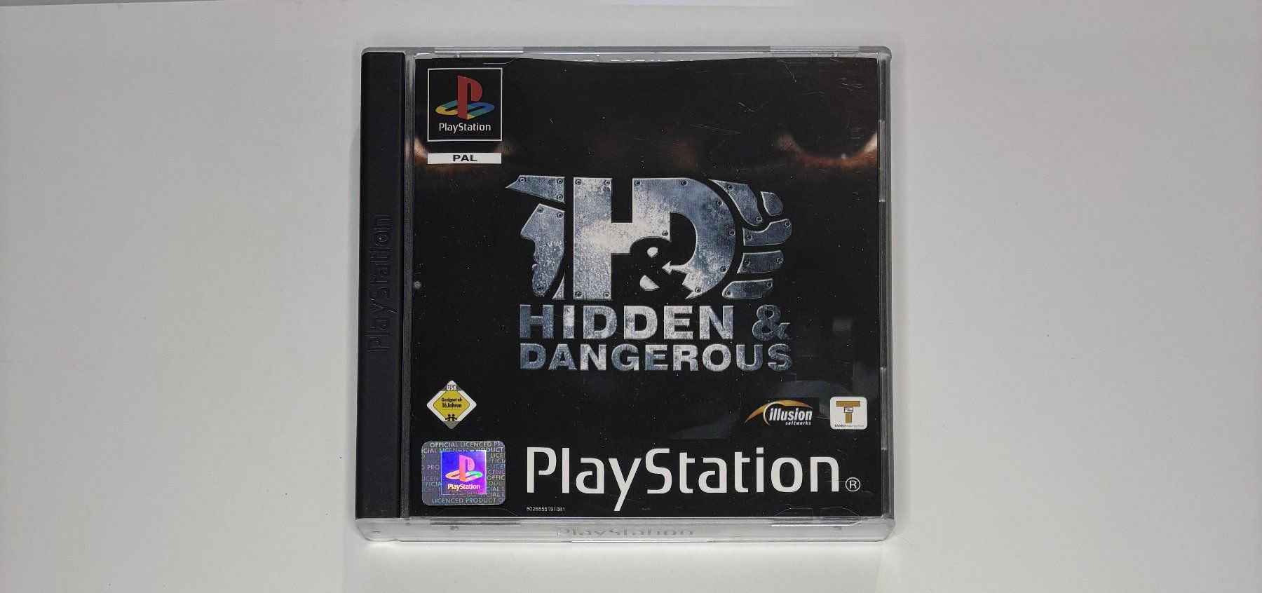 Spiele: PS1 - Hidden & Dangerous – Gebraucht aus Allschwil von Bullach
