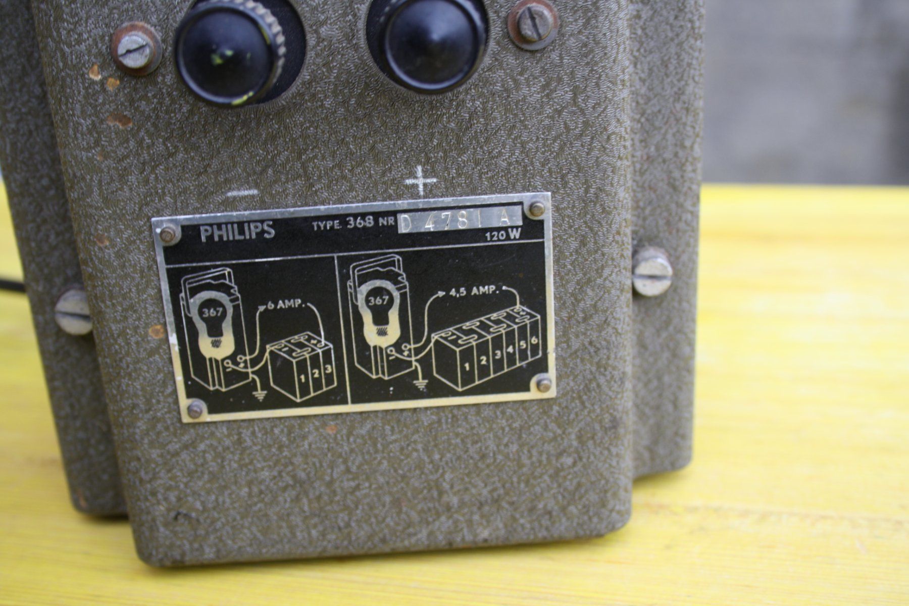 Philips Ladegeräte: BATTERIELADEGERÄT PHILIPS VINTAGE ODER ANTIK – Gebraucht aus Wauwil von Pneuedy 5