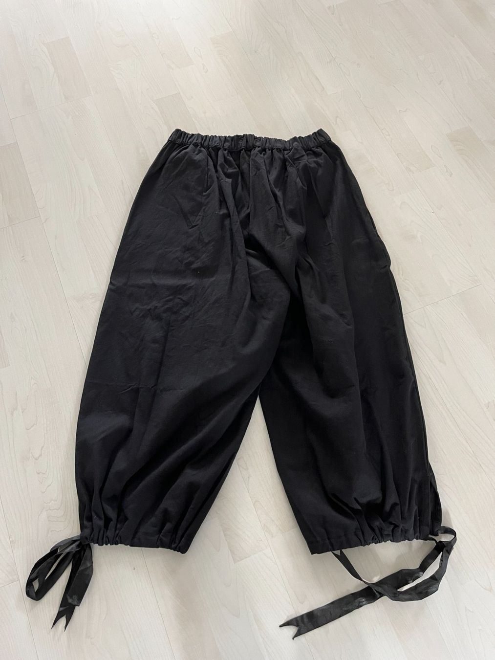 Hosen: Schwarze Fasnachts-Hose – Gebraucht aus Stans von Moritz01112 1