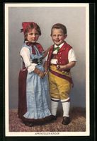 Zwei Appenzeller Kinder in hübscher Tra